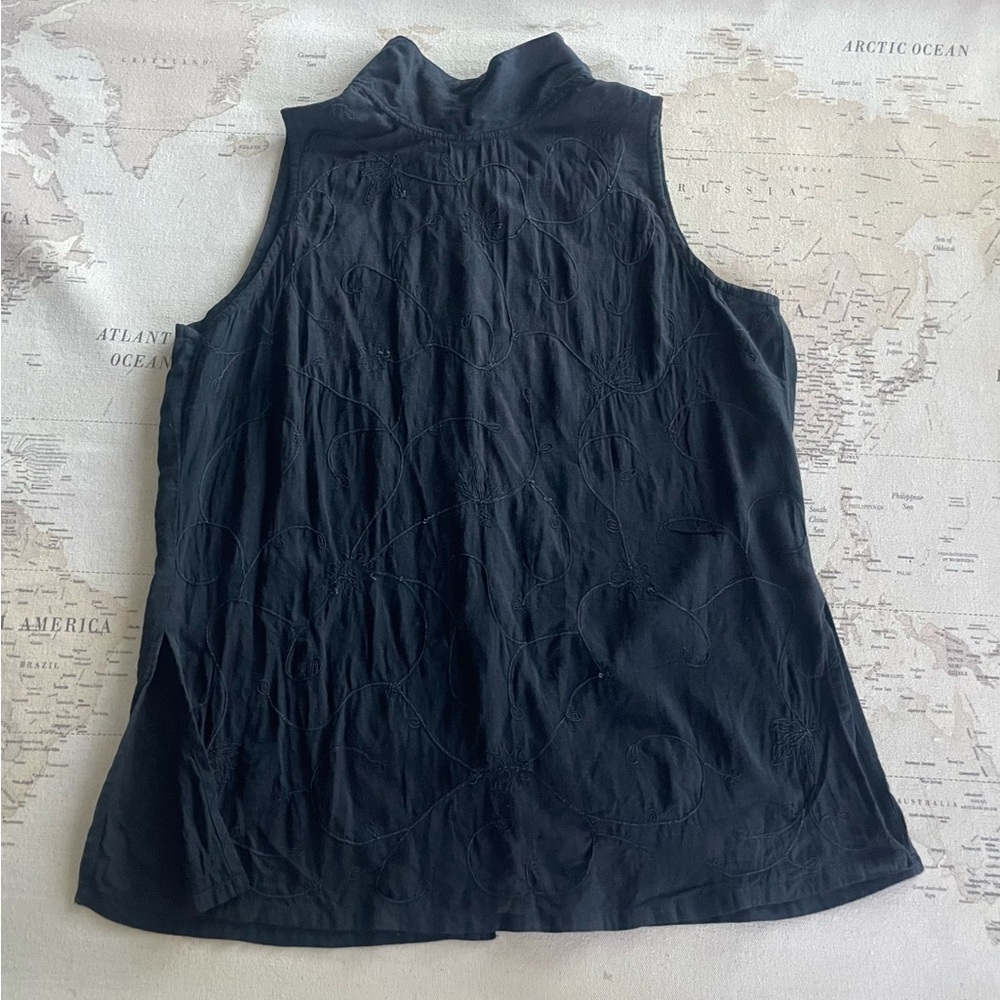 April Cornell Black Sleeveless Top Butyon Back Embroidered Size Large